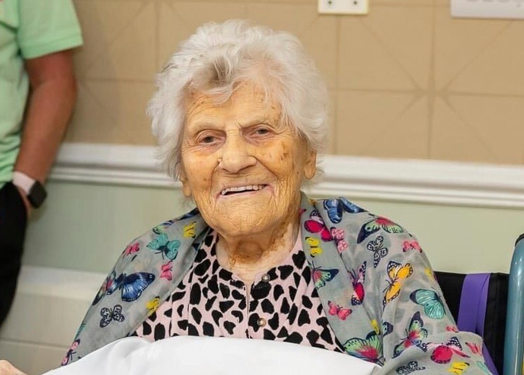 英國115歲女人瑞凱特勒姆是目前世上最長壽的人。美聯社