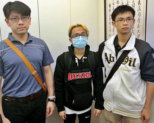 首被告曾祥欣(中)稱曾考慮不少棄屍方法，甚至是「煮咗佢嚟食」。資料圖片