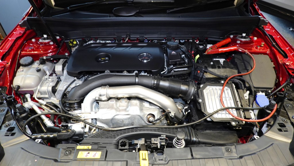 新改良版平治Mercedes-Benz GLB250配用2公升直四Turbo引擎，輸出馬力224ps