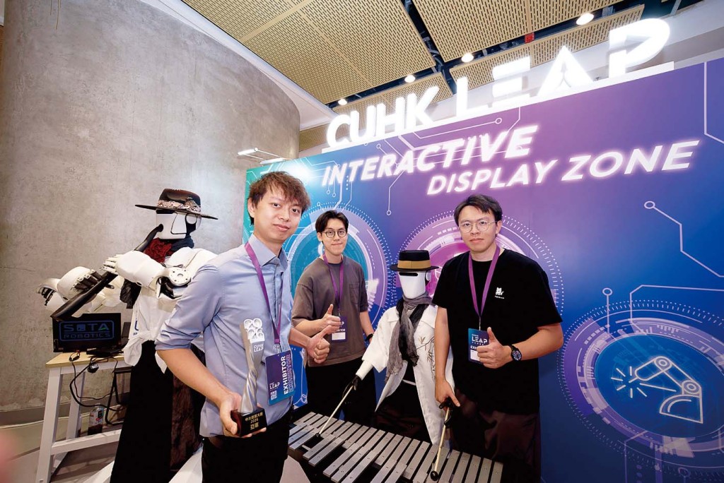 SOTA Robotics团队致力研发具人类般灵巧操作能力的下一代智能机械人系统，荣获亚军并获颁三万港元奖金。