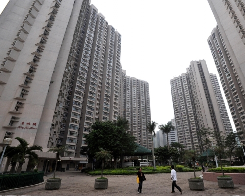 八旬翁在將軍澳景林邨景桃樓一單位一廁所內以電線上吊。資料圖片