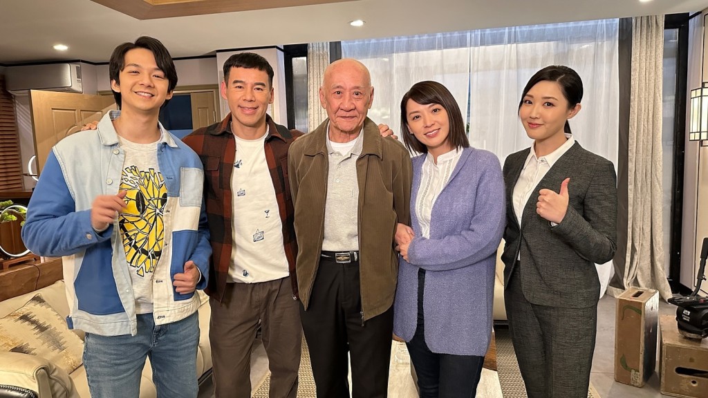 徐荣最近忙于拍新剧《非份之罪》。