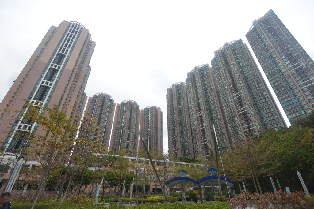 灝景灣單邊海景3房獲區內家庭客承接。