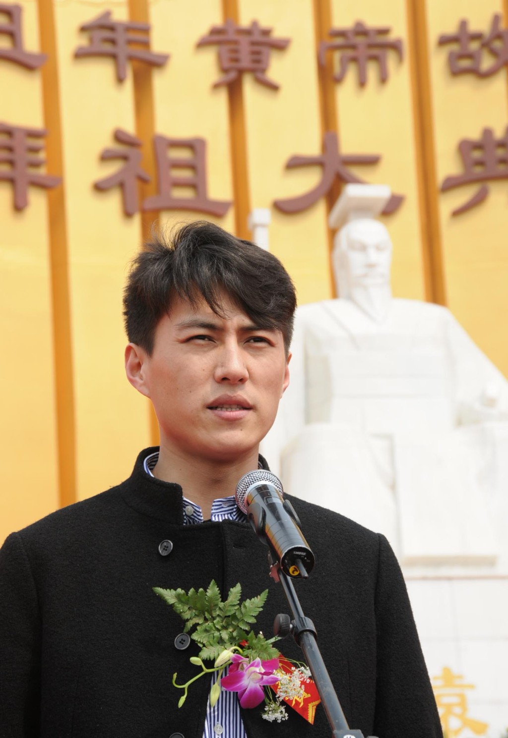 靳东曾在大型史诗电影《黄帝》中出演黄帝。 中新社