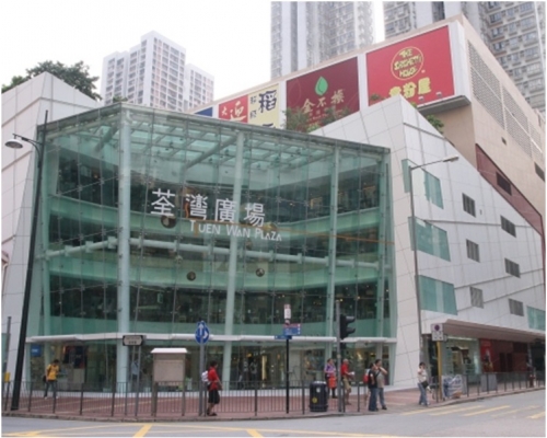 現場是大壩街4至30號荃灣廣場。網圖