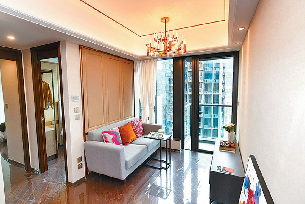 ■長沙灣睿峰日前開放示範單位，圖為東翼31樓D室，實用面積499方呎。