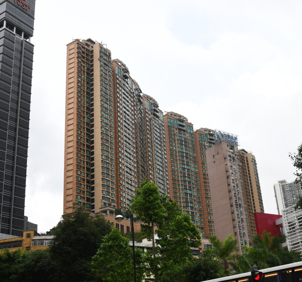 跑馬地禮頓山1座中高層A室，以3600萬連車位易手。