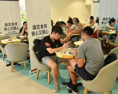 食肆防疫規定延長。