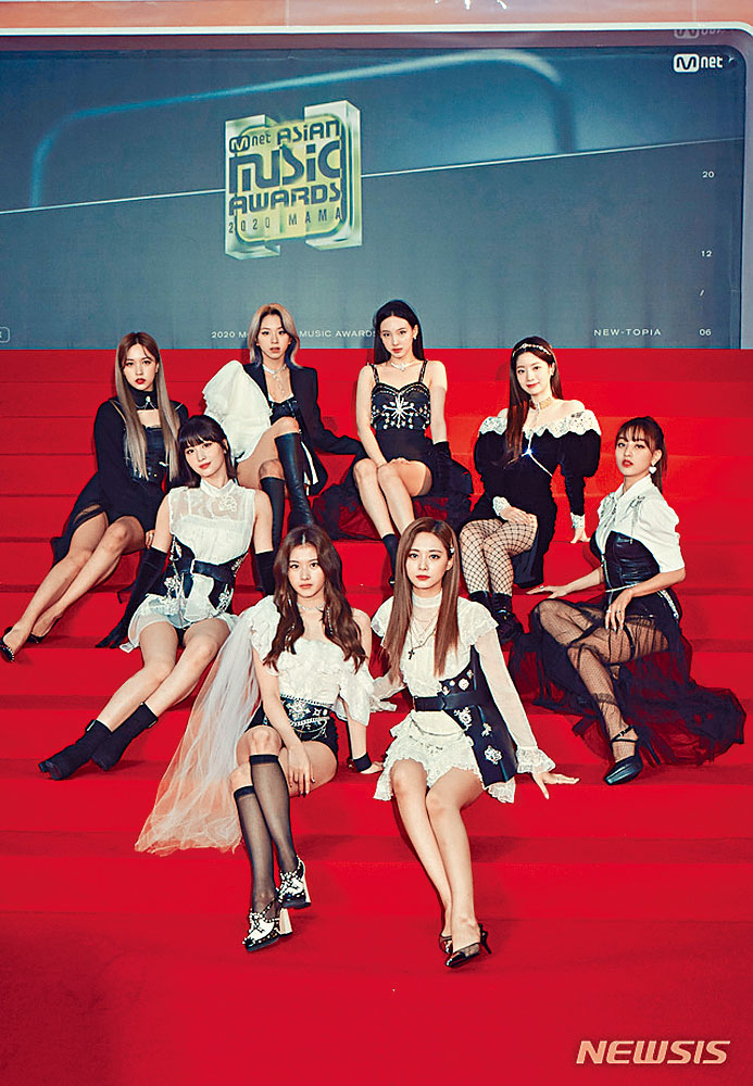 TWICE获乐迷投票的十大歌手奖，台湾成员子瑜以国语致谢。　　