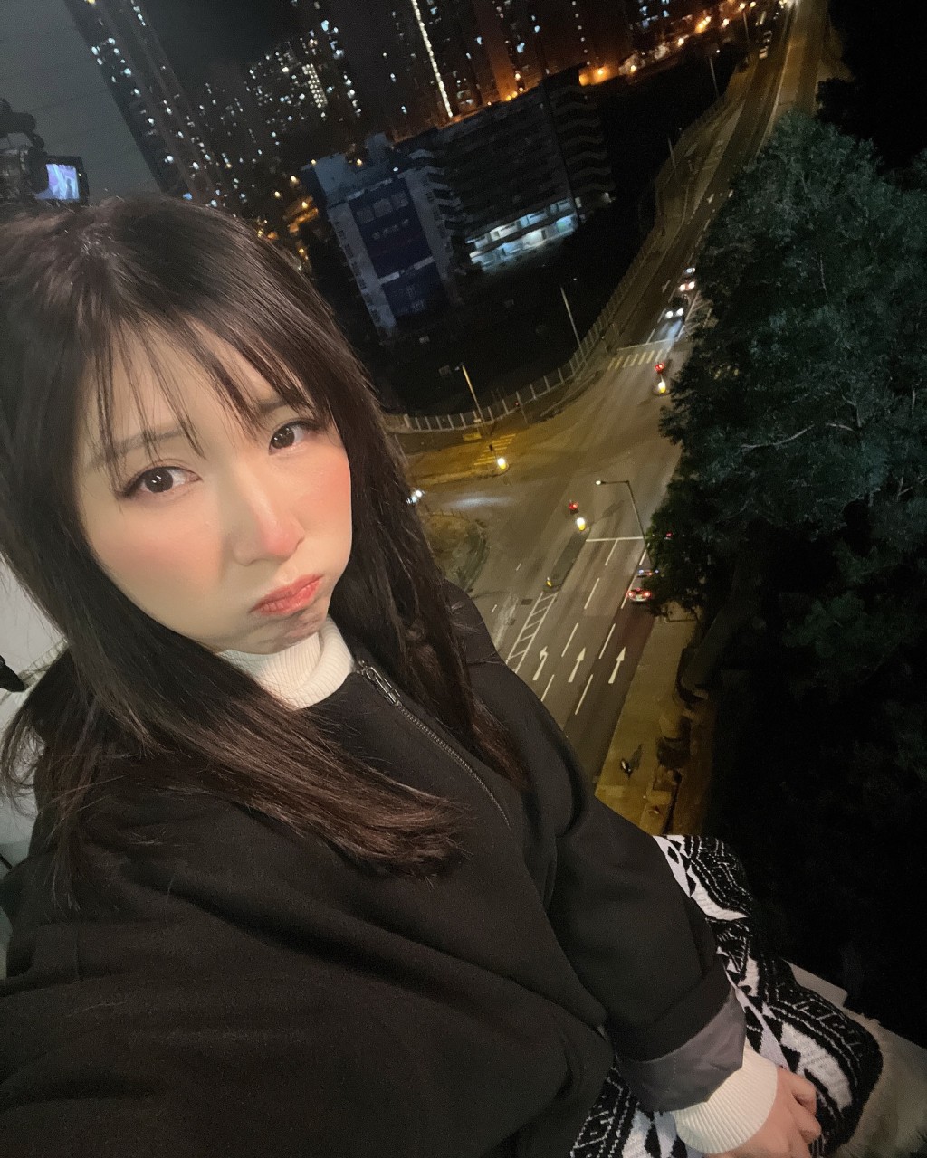 譚嘉儀全程親身上陣,勇氣可嘉。 譚嘉儀全程親身上陣,勇氣可嘉。