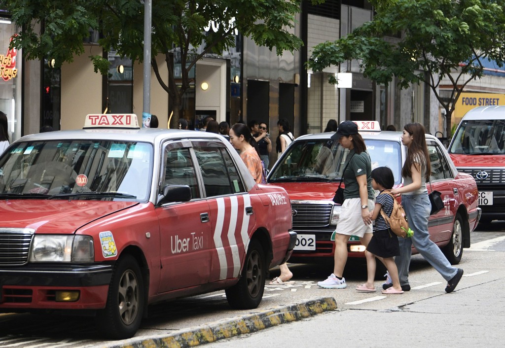 陳美寶承認暫時的士車隊服務絕對有改善空間。資料圖片 陳美寶承認暫時的士車隊服務絕對有改善空間。資料圖片