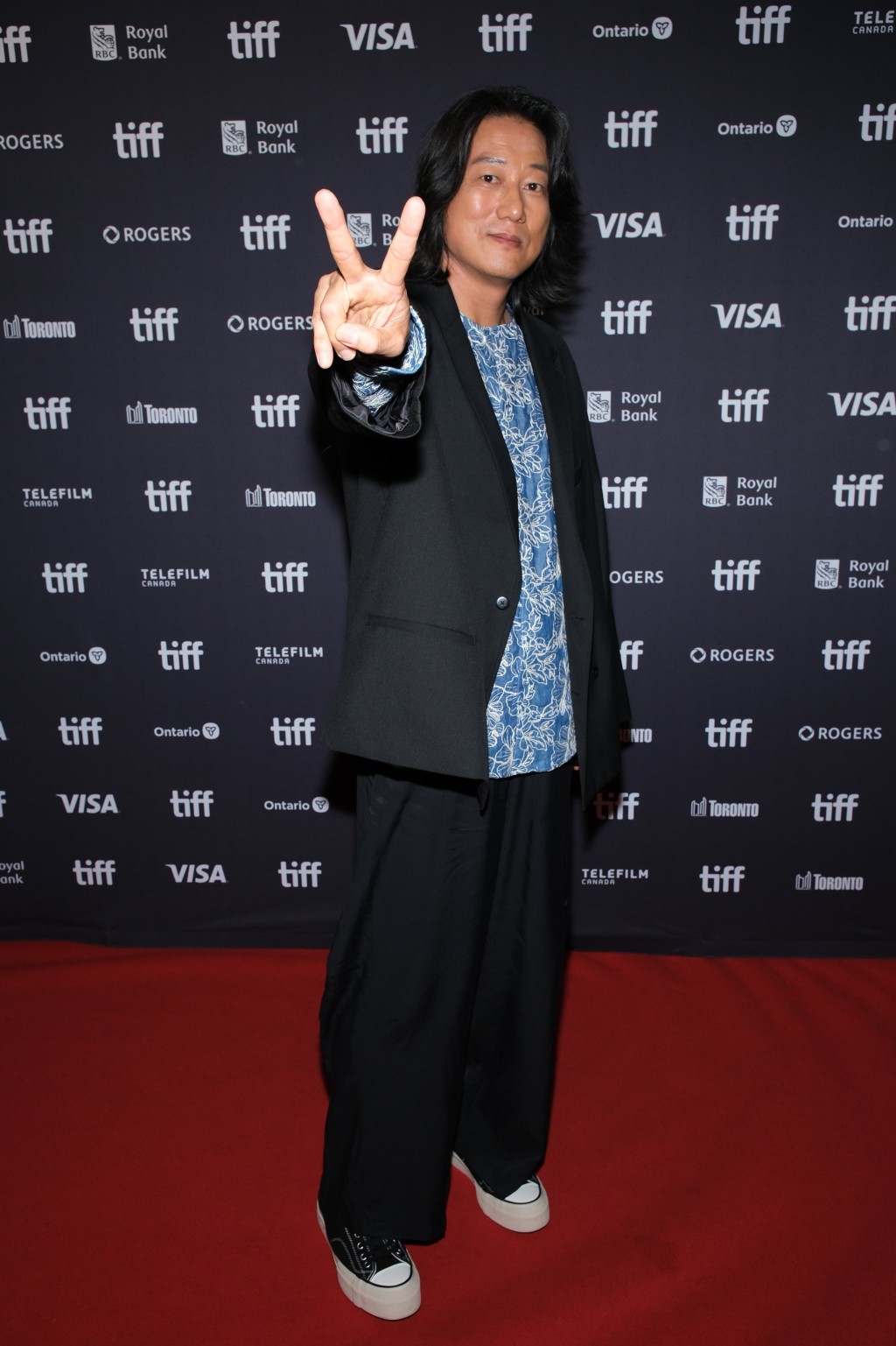 姜成鎬首擔任長片《Drifter》導演。 姜成鎬首擔任長片《Drifter》導演。