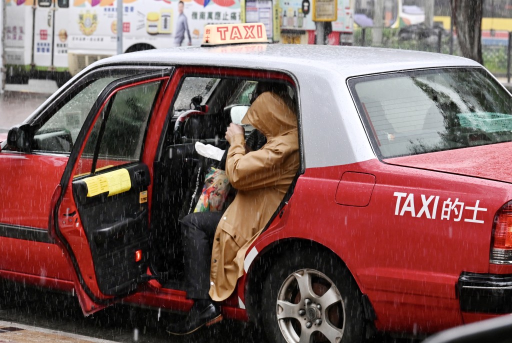 5支車隊共3,500輛的士本月底至7月陸續投入服務。