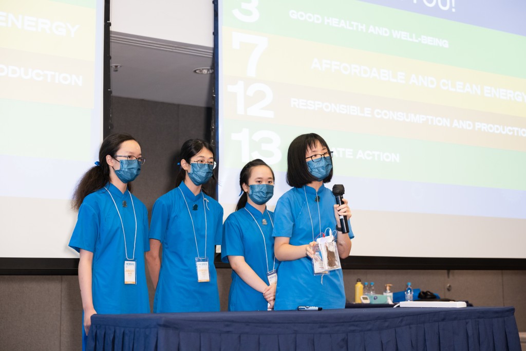 Julie相信不同性別、性格的人各有長短處，沒有優劣之分，最重要是懂得互補不足。