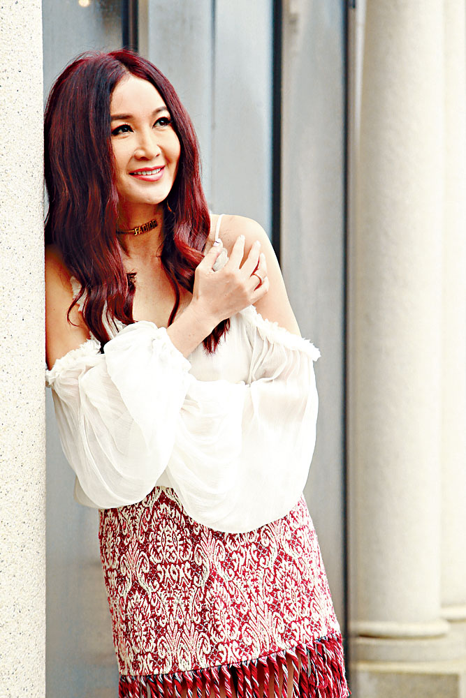 Irene感恩老公的一路支持，令自己走出人生低谷。