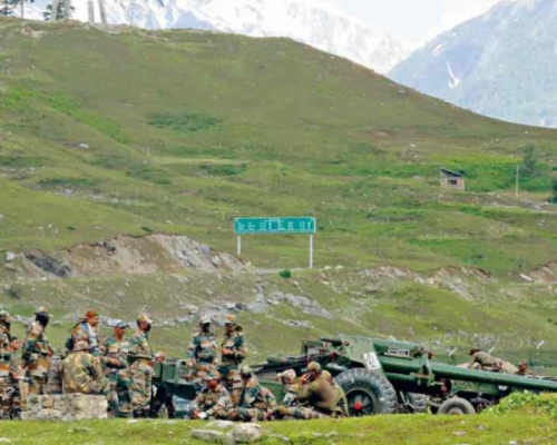 解放軍士兵在中印邊境的拉達克地區走失。資料圖片