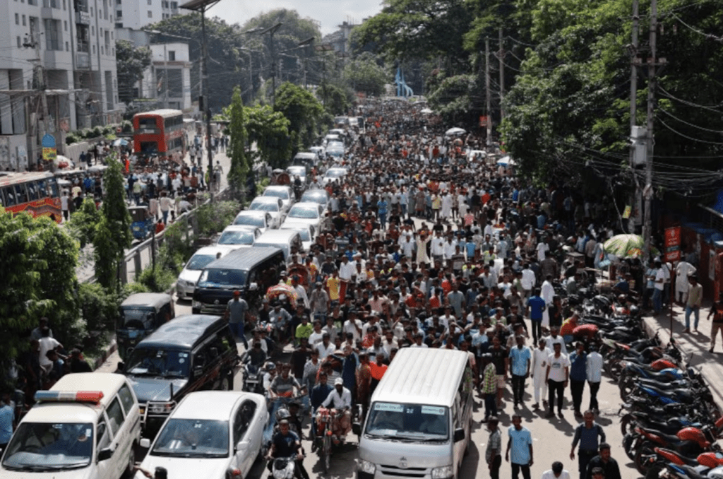 2024 年 8 月 7 日，前總理謝赫哈西娜辭職幾天後，孟加拉國民族主義黨 (BNP) 的支持者在孟加拉國達卡參加集會。路透社