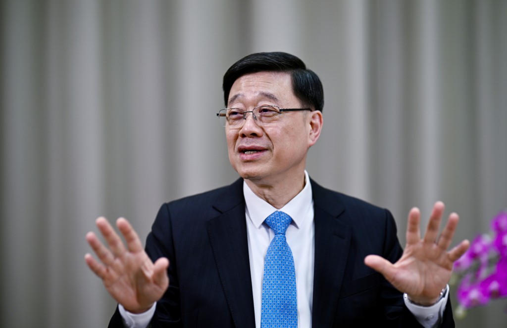 行政長官李家超接受《星島》專訪。 行政長官李家超接受《星島》專訪。