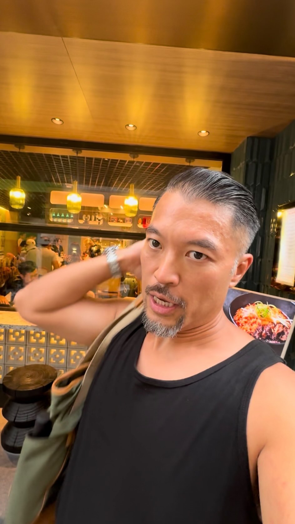 李凱賢近年簽約天下一藝人管理向影視界發展。