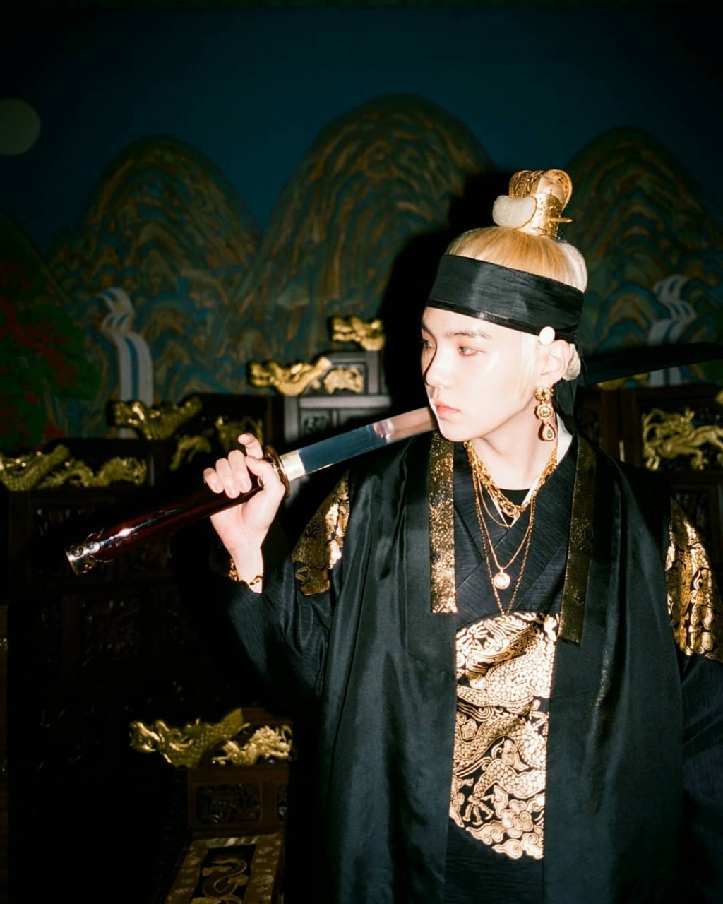 Suga再度发行个人Mixtape。