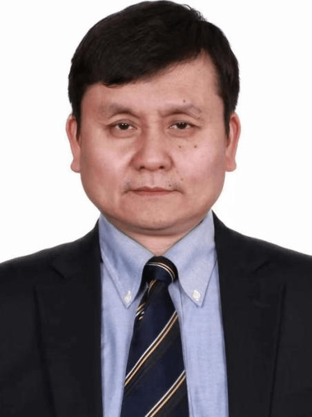 醫藥衛生界：張文宏，中共黨員、復旦大學附屬華山醫院感染科主任。