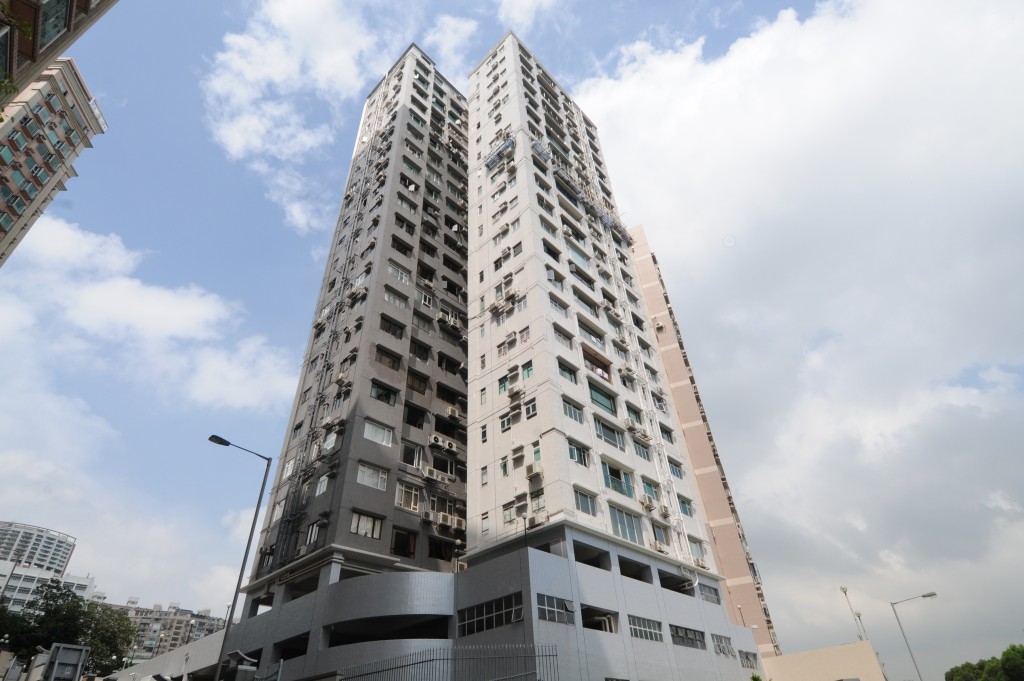 長情業主3990萬沽豪景海景四房，單位升值逾89倍。