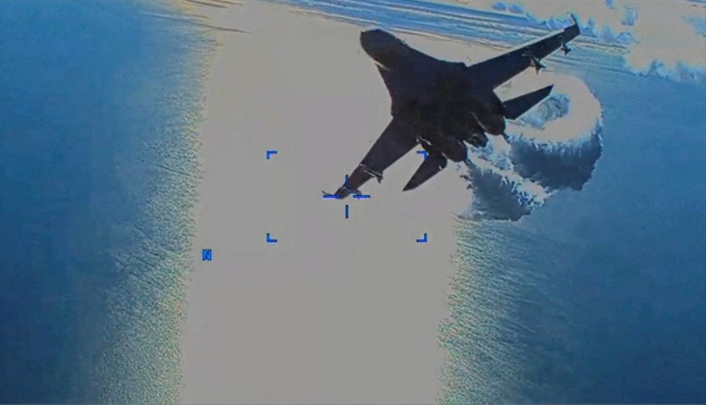1架美国MQ-9无人侦察机于2月22日遭俄罗斯苏-27拦截（图）。路透社