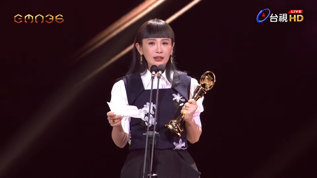 最佳華語女歌手獎:魏如萱 最佳華語女歌手獎:魏如萱