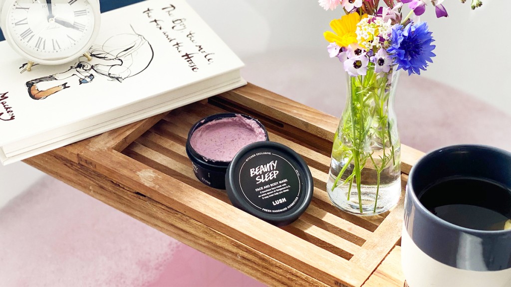 睡潤澤面膜（Beauty Sleep）最適合用於晚間的護膚程序。