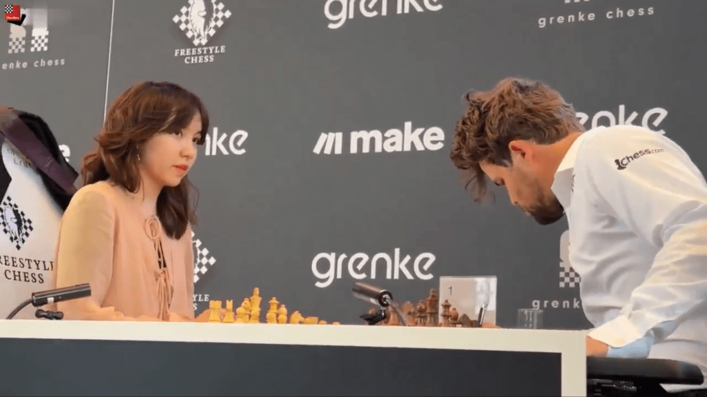 努尔曼想了一下。 X@PicturesFoIder 努尔曼想了一下。 X@PicturesFoIder