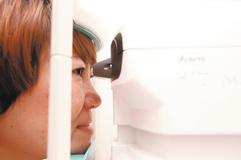 ●进行手术前必须作详细检查，以选择合适的矫视方法。
