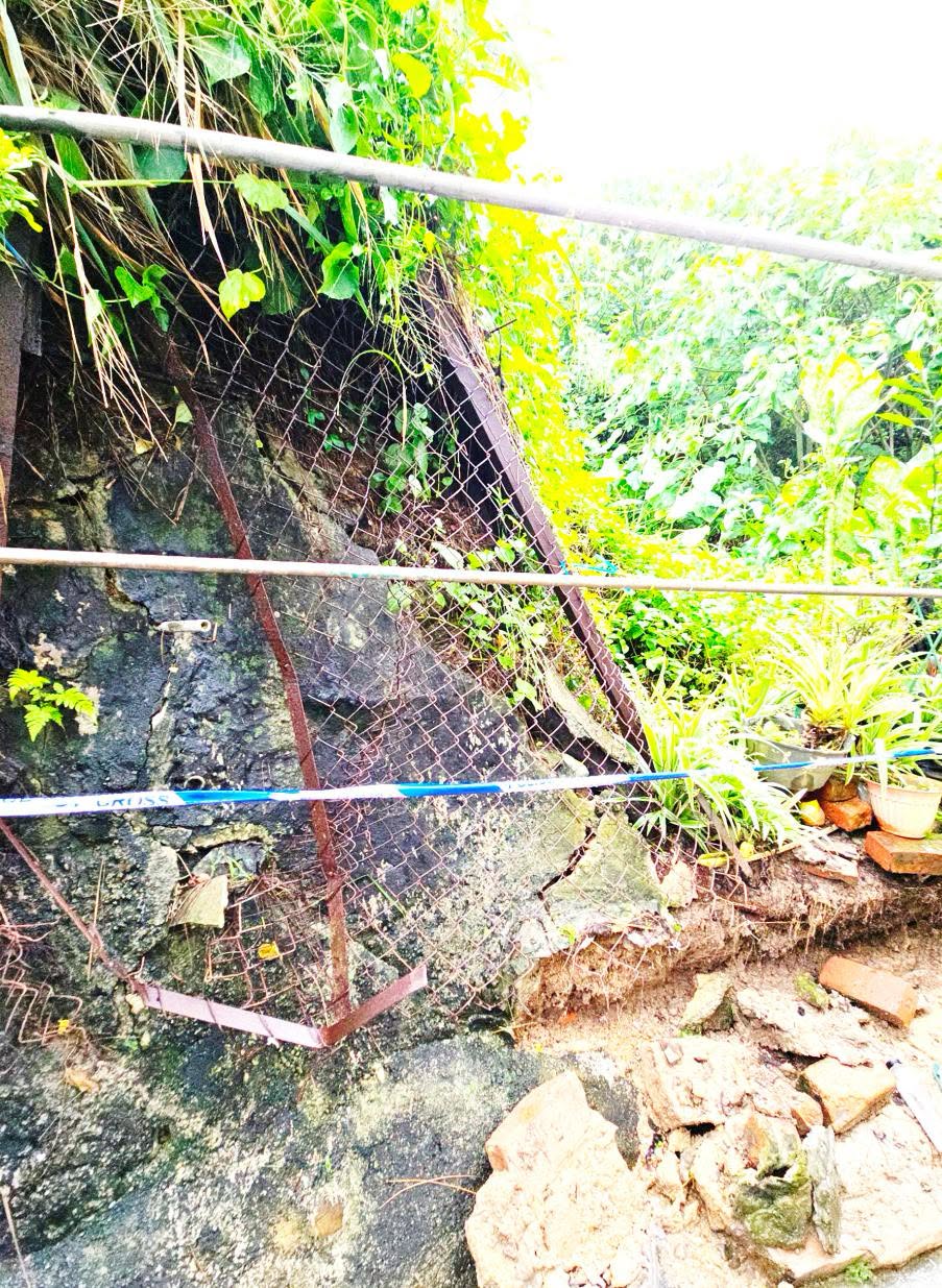 土力工程處接獲6宗山泥傾瀉報告,圖為長洲北社新村。FB「土力場」圖片 土力工程處接獲6宗山泥傾瀉報告,圖為長洲北社新村。FB「土力場」圖片