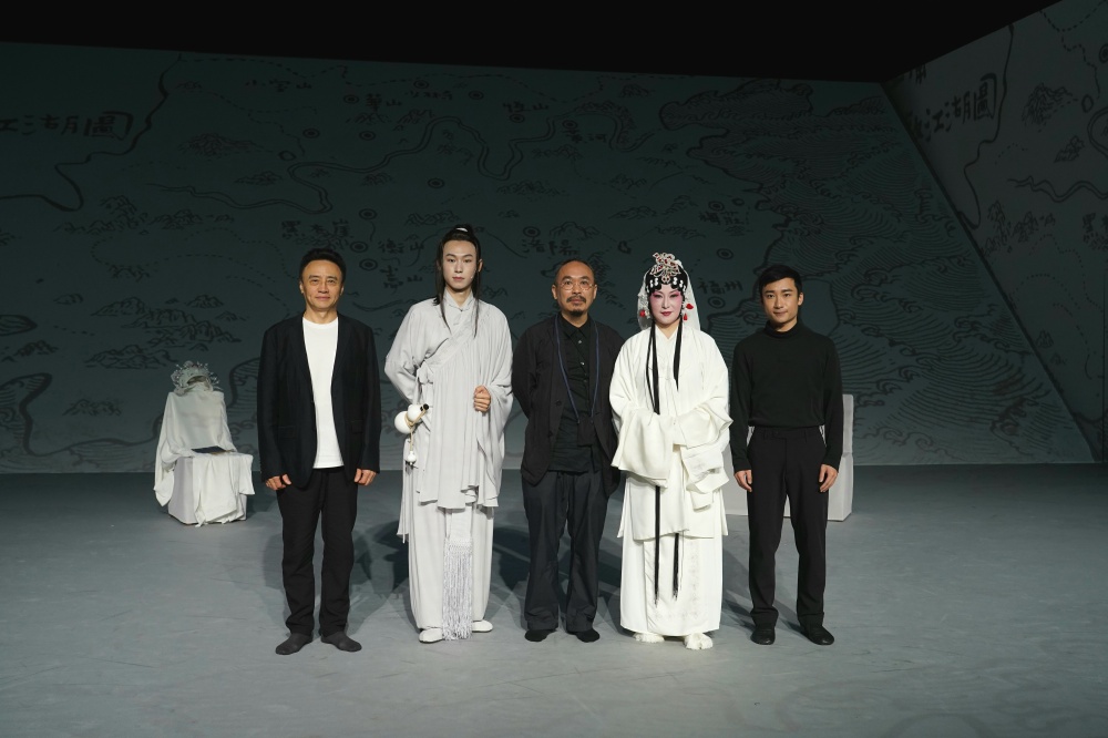 《戏曲金庸‧笑傲江湖》由五出折子戏组合成三个节目