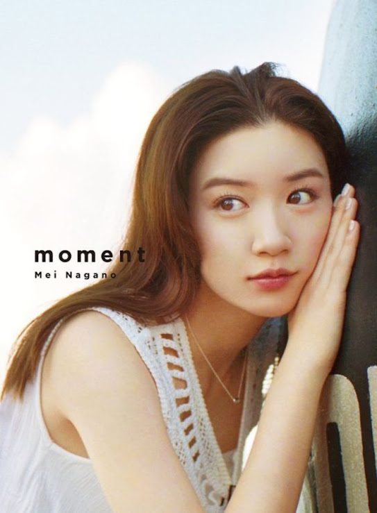 永野20歲時推出處女寫真集《Moment》。