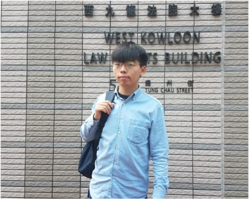 黃之鋒入稟索償失敗。陳楚琨