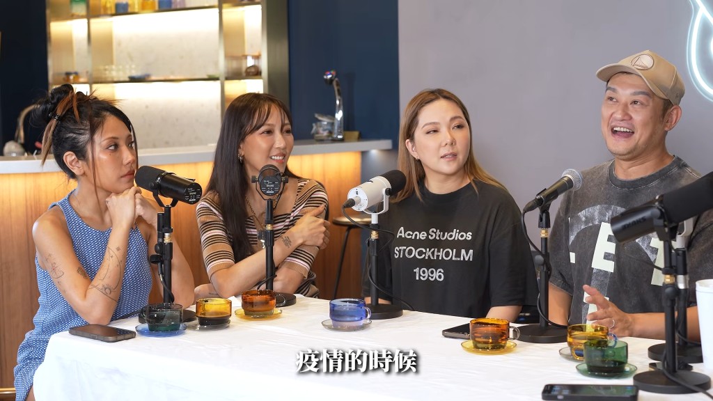 吳浩康在節目中分享近年生活點滴，與主持們暢所欲言。（節目截圖：《Better Together Hong Kong》）