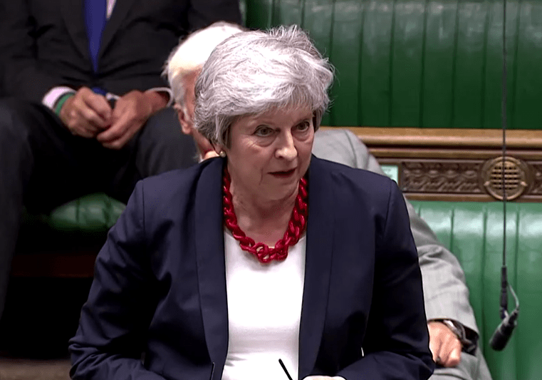 在辩论期间，国会议员和前首相文翠珊（Theresa May）轮流发言，敦促同僚谴责约翰逊。路透社