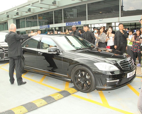太陽一路無阻安全上車去