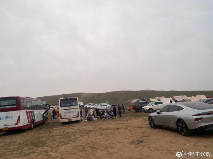 女遊客現場實拍的內蒙古帳篷景點。 (網上圖片)