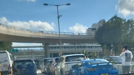 大埔公路沙田段發生六車相撞意外。fb馬路的事 (即時交通資訊台) 圖片 