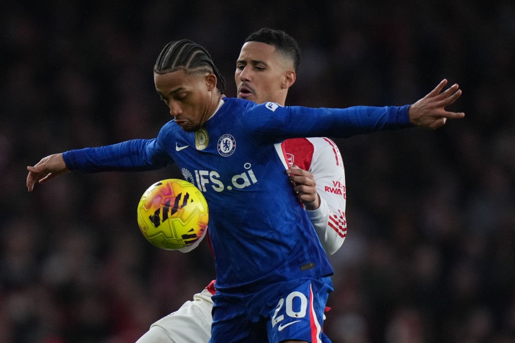 車路士作客1:2不敵阿仙奴。美聯社 車路士作客1:2不敵阿仙奴。美聯社