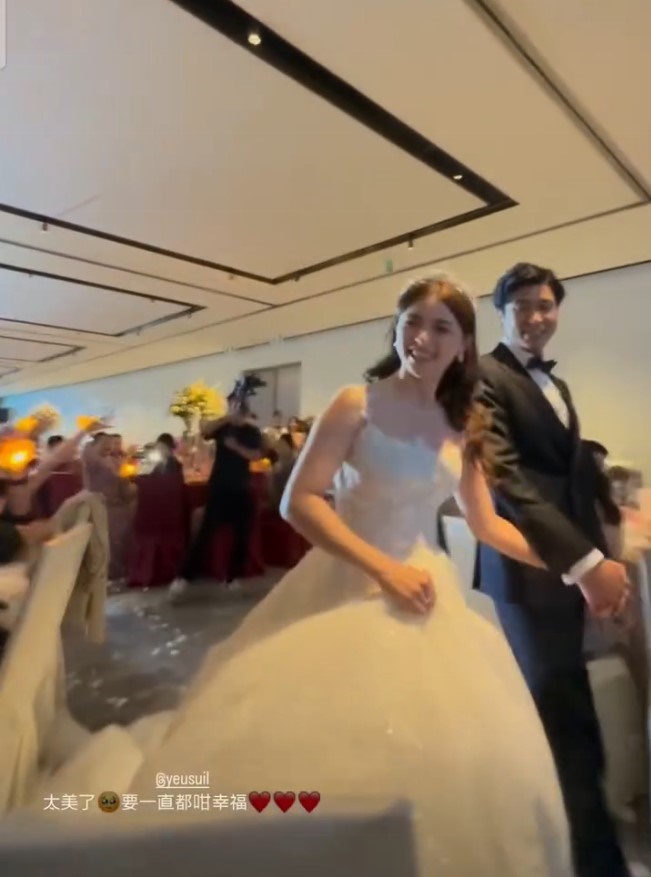 TVB新聞主播廖淑怡結婚。 TVB新聞主播廖淑怡結婚。