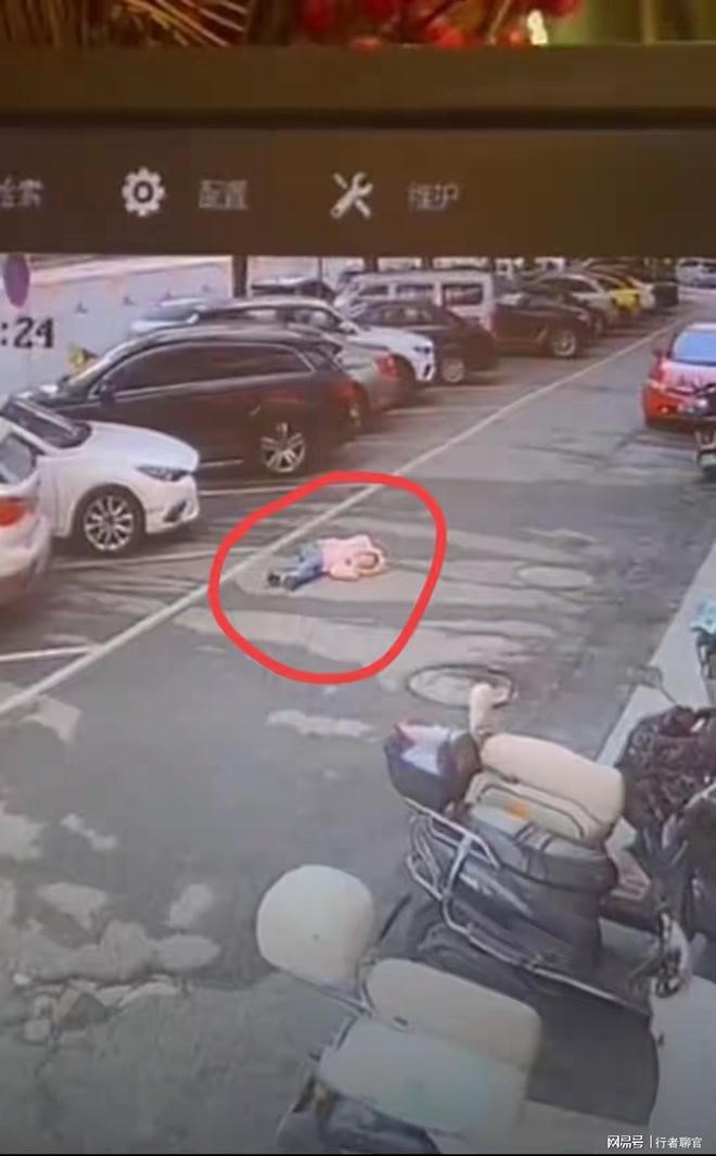 湖南女童疑因找不到媽媽，在停車場激動暈倒後死亡。