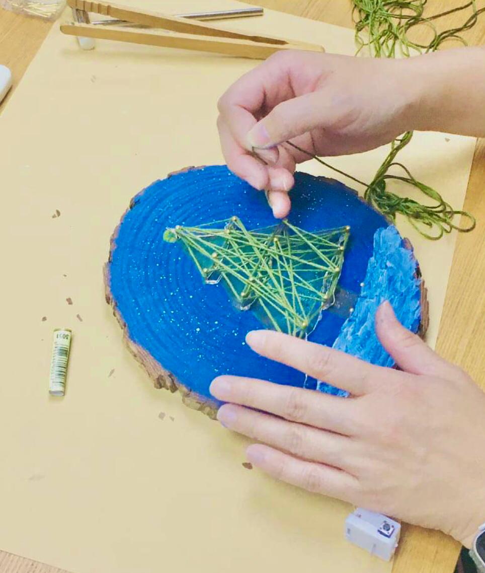 Art Storeroom Studio-聖誕繞線繪畫工作坊（圖片來源：誠品）