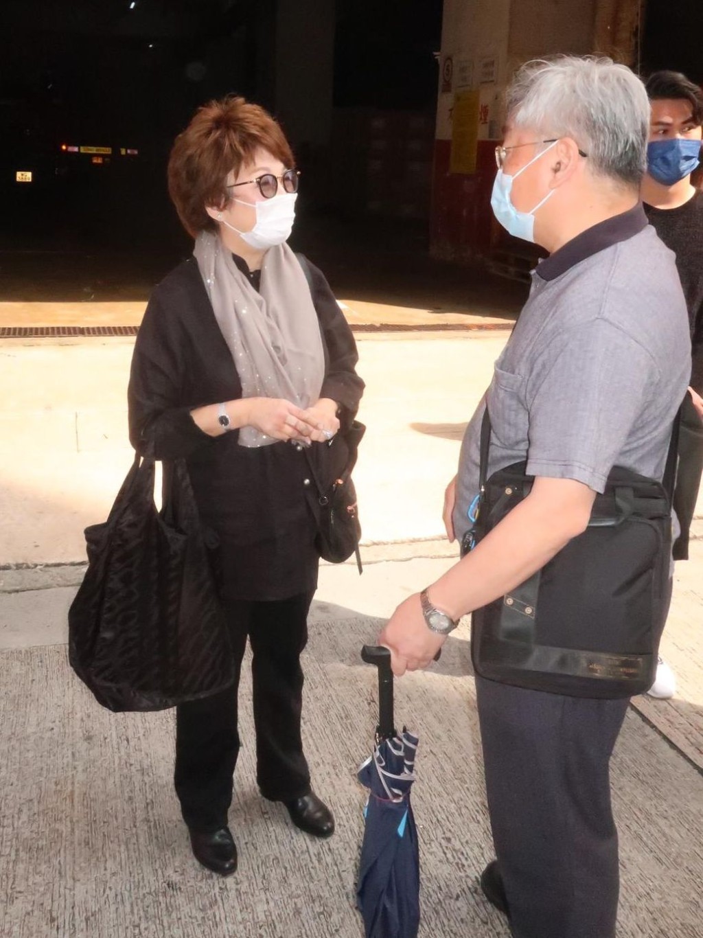 潘冰嫦連續兩日均到靈堂向故友告別。