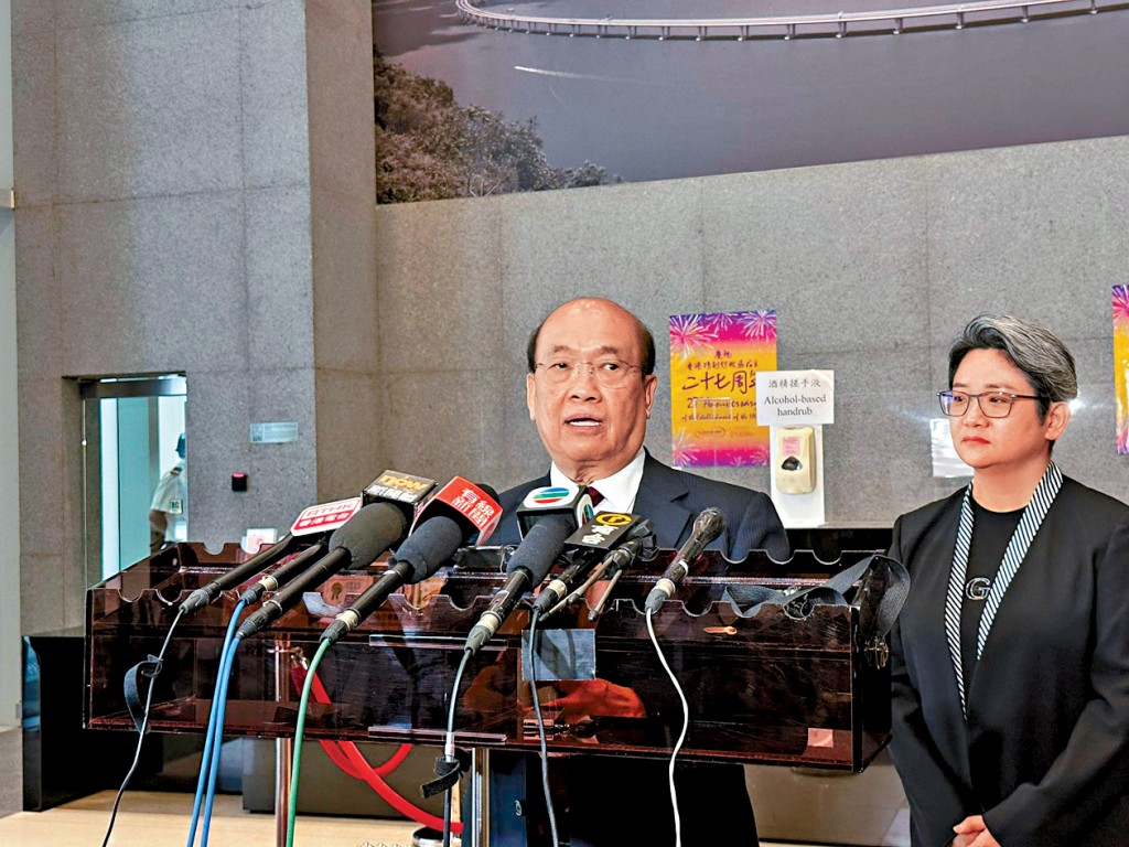 許宗盛表示,將會在社工工作守則加入維護國家安全條文。