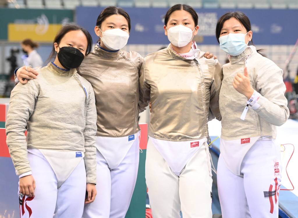 香港女子佩劍隊於世青團體賽不敵意大利出局。國際劍聯facebook圖片