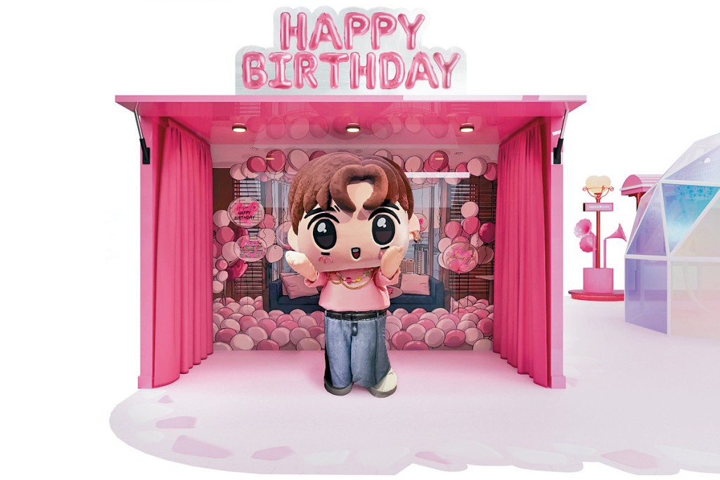本月27日起，Anson Lo的生日庆祝活动启动，现场首设2米高的Little Anson。