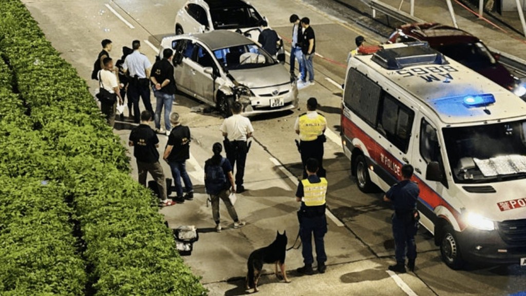 被告潘文傑案發日為逃避警方追捕，危駕衝燈逆線撞4車拖行警員，今被判監54個月。資料圖片