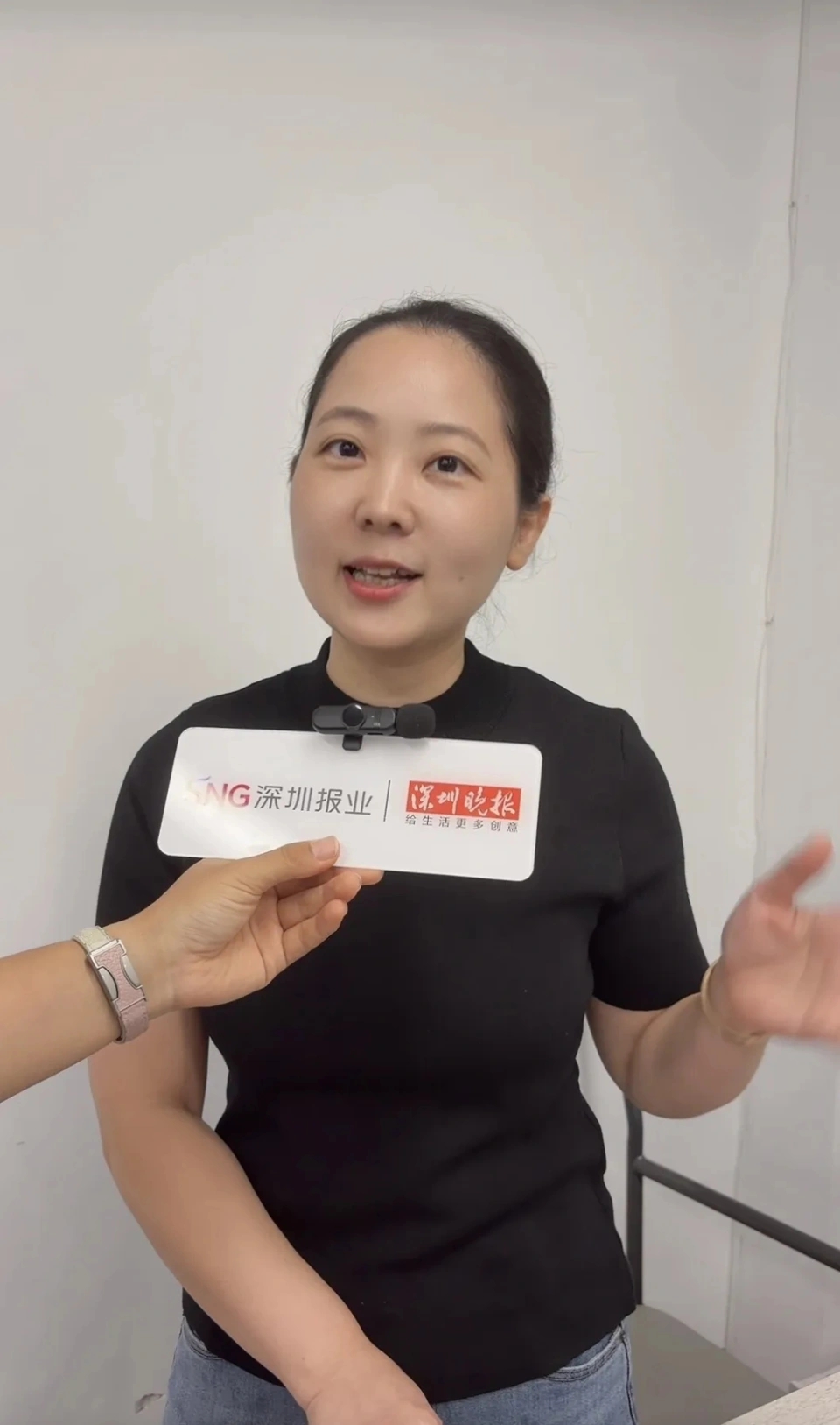蔡女士回應傳媒時表示,這只是「小事一樁,舉手之勞」。 蔡女士回應傳媒時表示,這只是「小事一樁,舉手之勞」。